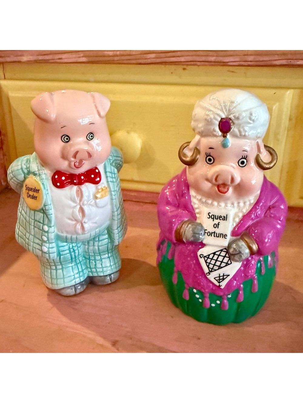 Squeal of Fortune Marjorie Sarnat Pig Figurines